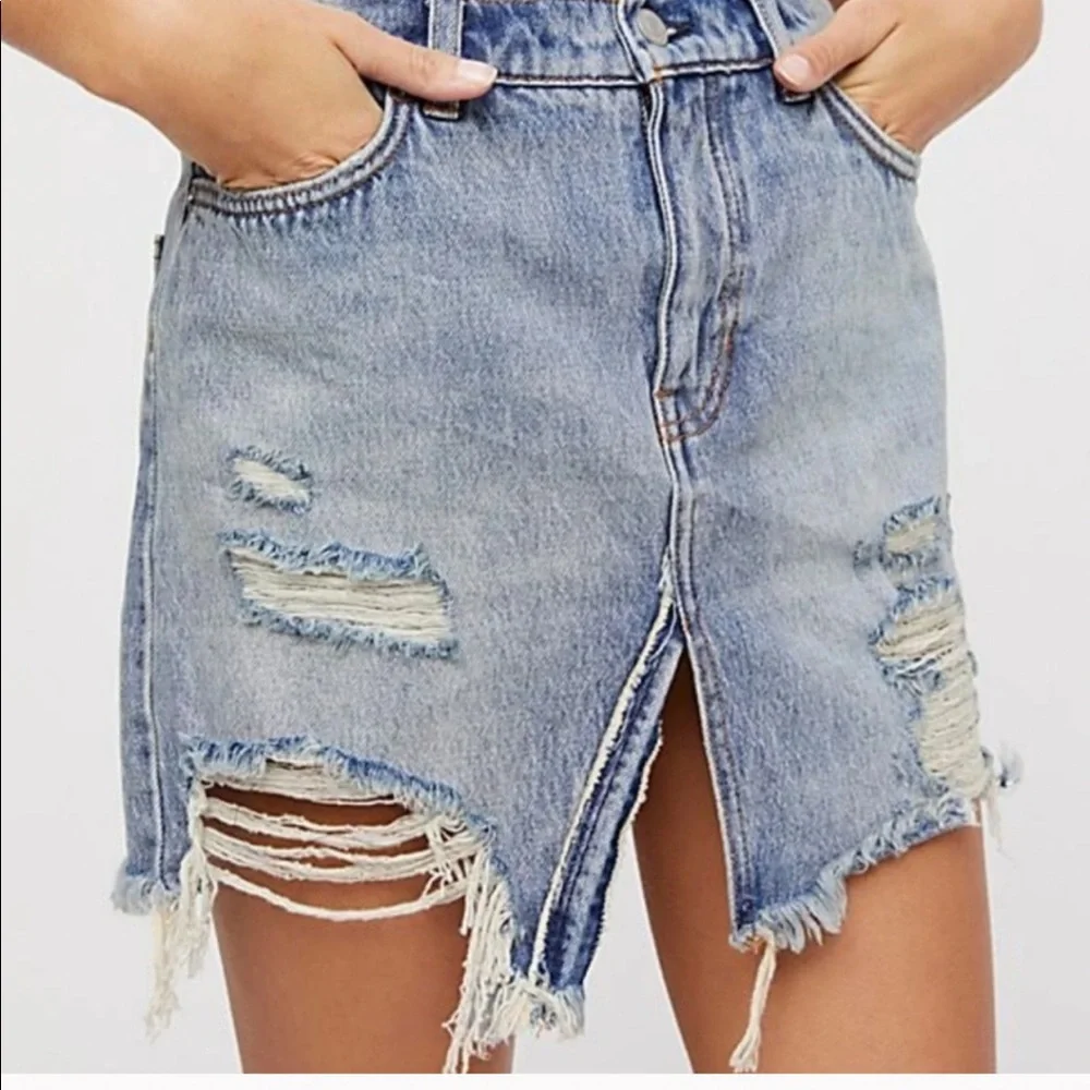 We the Free People Denim Relaxed Distressed Skirt 27/4 - Picture 8 of 8